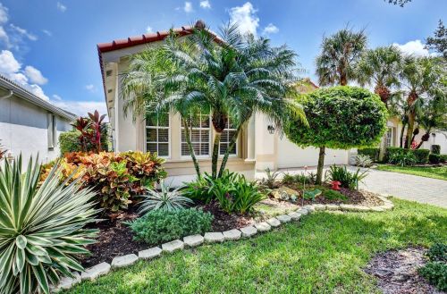 11434 Mauna Kea Ln, Boynton Beach, FL 33437-8107