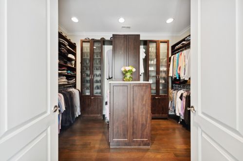 3524 Oakley Ave, Chicago IL 60609-1062 exterior