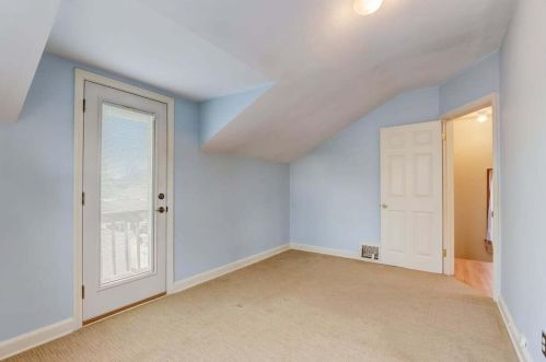 2335 54 St, Milwaukee WI 53219-3352 exterior