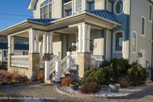 11 Philadelphia Ave, Lavallette NJ 08735-2345 exterior