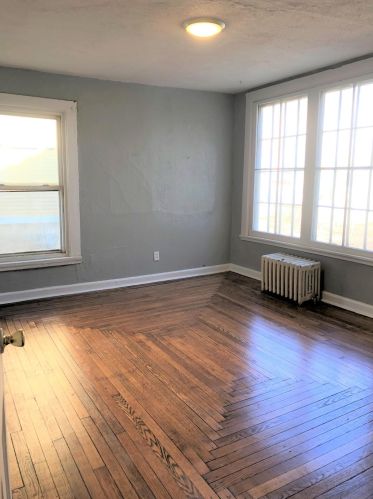 415 Oak St, Kalamazoo MI  49007-6041 exterior