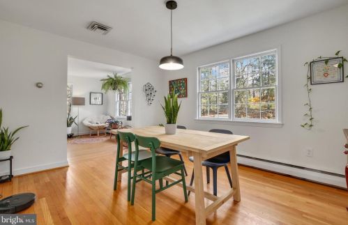 900 Balmoral Dr, Silver Spring MD  20903-1301 exterior