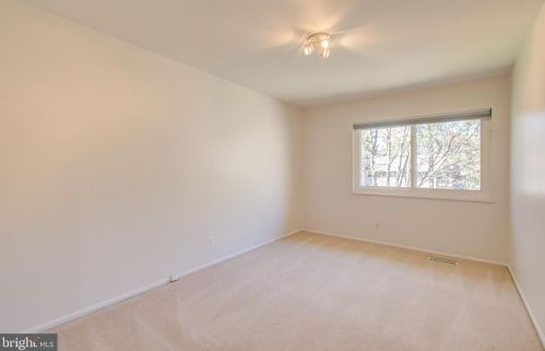 266 New Mark Esplanade, Rockville MD 20850-2735 exterior