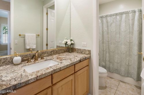 1813 Mead Pl, Chandler AZ 85248-5436 exterior