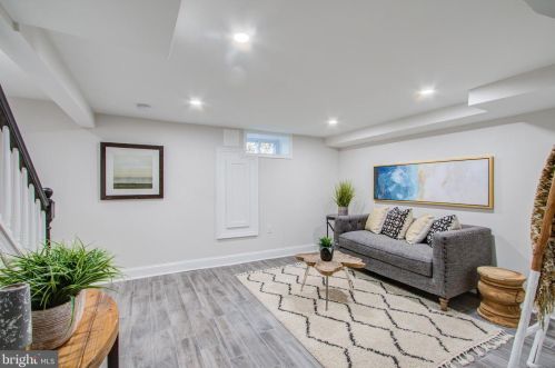 2104 Plyers Mill Rd, Silver Spring MD 20902-4223 exterior