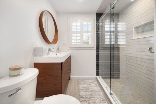 32 Hall Pl, Quincy MA 02169-4025 exterior