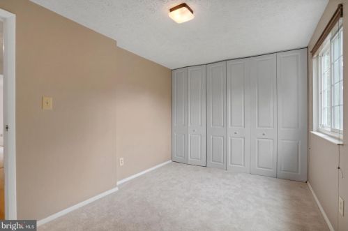 1600 10 St, Arlington VA 22204-3287 exterior