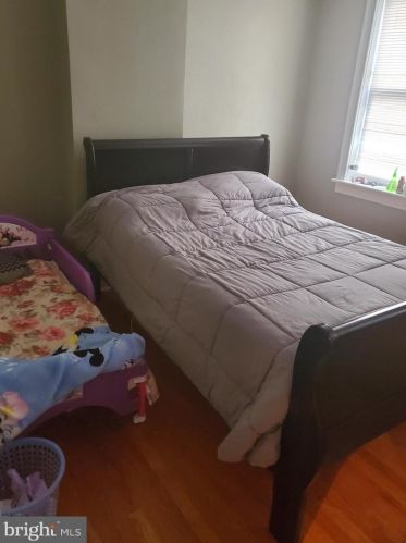 14 2 St, Darby PA 19023-2622 exterior