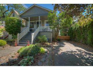 1918 Clinton St, Portland OR  97202-1231 exterior