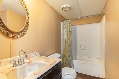 4013 Th, Grant MI 49327-9326 exterior