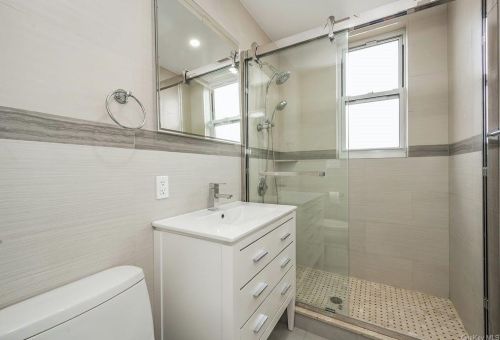 321 Collins Ave, Mount Vernon NY 10552-1002 exterior