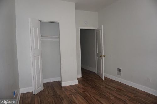 2558 31st St, Philadelphia PA  19132-2924 exterior