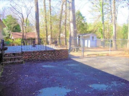 2300 Fisher Trl, Atlanta GA  30345-3434 exterior