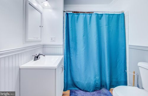 14 Morris Ave, Trenton NJ 08611-1131 exterior