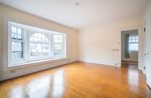 2929 Smt Ave, Milwaukee WI 53211-3441 exterior