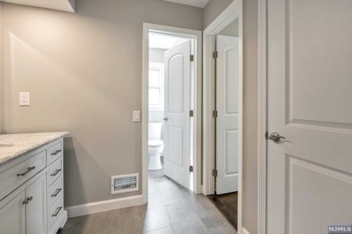 138 Sunset St, Dumont NJ  07628-1506 exterior