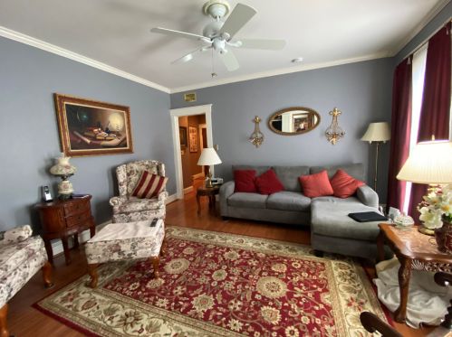 143 Locust St, Dover NH 03820-4007 exterior