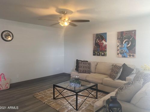 8802 8th St, Phoenix AZ  85020-3084 exterior