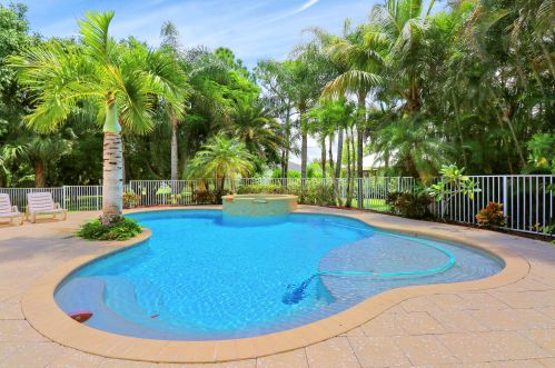 3065 Wake Rd, Fort Pierce, FL 34984-6532