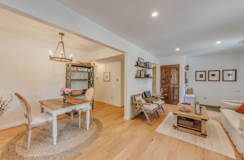 1502 Oriole Ln, Saint Louis MO 63144-1110 exterior