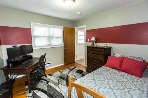 6413 Kingsway Dr, Saint Louis MO 63123-1529 exterior