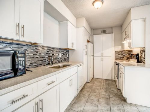 8121 Ferguson Rd, Dallas TX  75228-5849 exterior