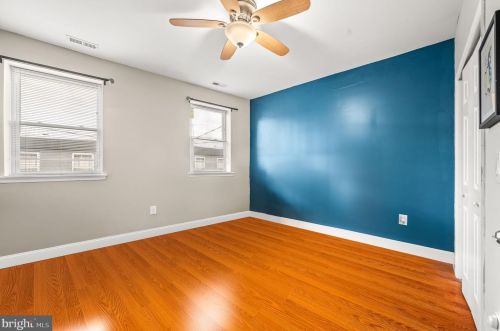 820 Earp St, Philadelphia PA  19147-5708 exterior