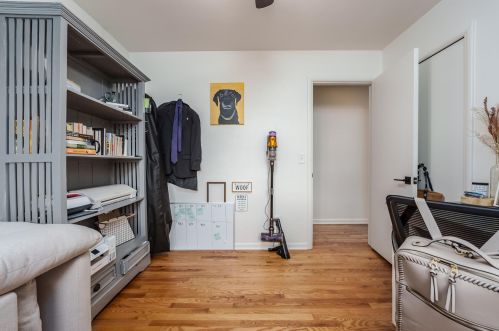 8523 Westnedge Ave, Kalamazoo MI  49002-6227 exterior