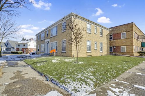 2740 61st St, Milwaukee, WI 53210-2110
