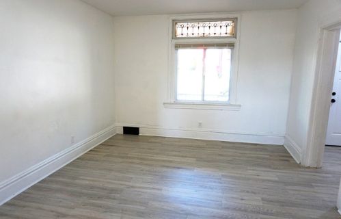 2236 Woodstock Ave, Pittsburgh PA 15218-2636 exterior