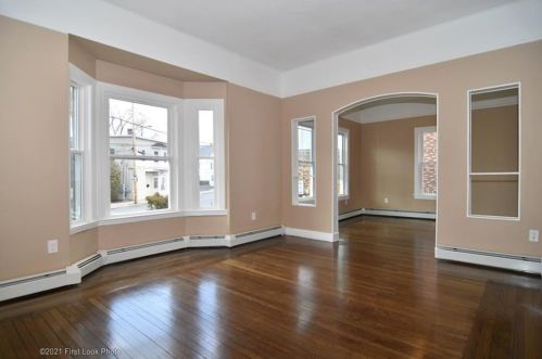 261 Admiral St, Providence RI 02908-1331 exterior