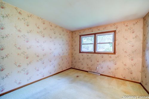 633 Randall Rd, Meskegon MI 49441-4953 exterior