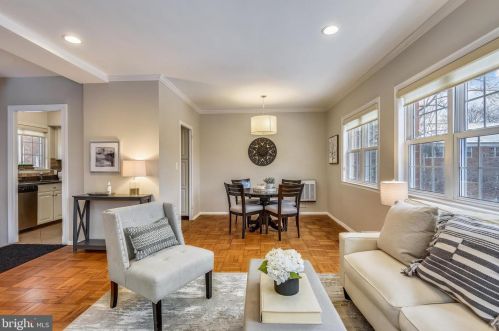 3555 Martha Custis Dr, Alexandria VA 22302-2003 exterior