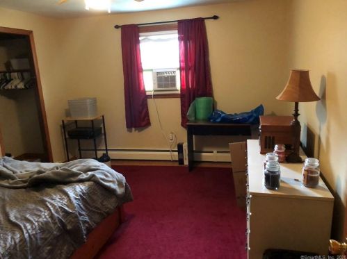 81 Ivain Rd, Torrington CT 06790-4416 exterior