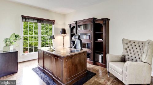 43266 Parkers Rdg Dr, Leesburg VA 20176-5132 exterior