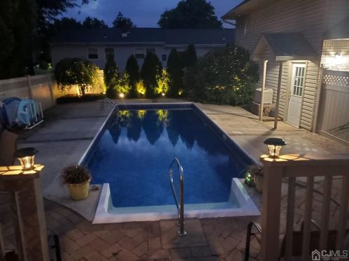 829 Evergreen Ct, New Brunswick NJ 08902-2314 exterior