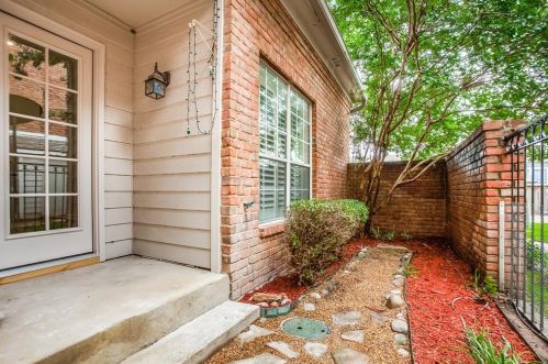 4050 Frankford Rd, Dallas TX 75287-6675 exterior