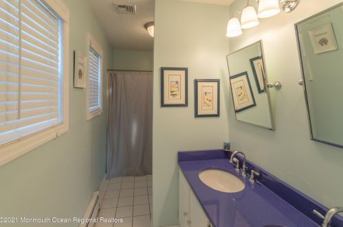 58 Ocean Gate Ave, Berkeley Township NJ 08721-1420 exterior