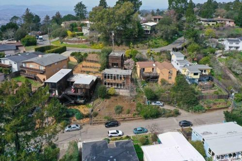 1510 Grizzly Peak Blvd, Berkeley CA 94708-1741 exterior