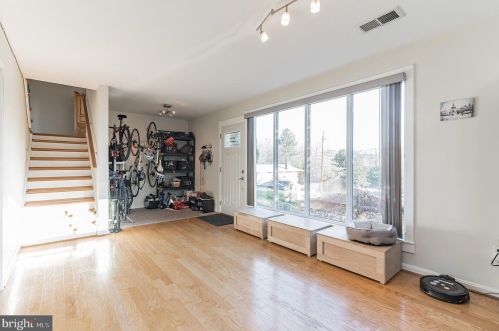 5428 Enid Pl, Alexandria VA  22312-6428 exterior