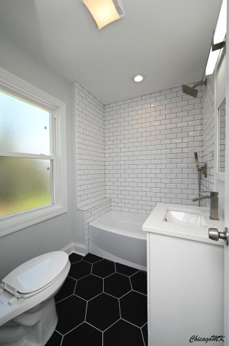 1707 76th Ct, Chicago IL  60707-4104 exterior