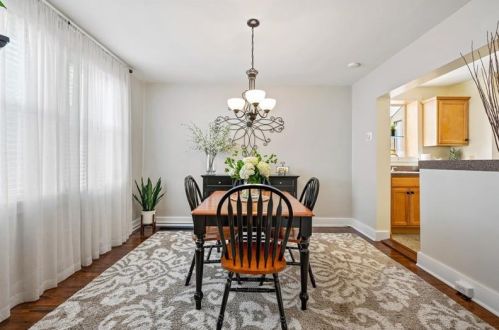 563 Allenby Ave, Pittsburgh PA 15218-1303 exterior