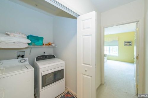 2103 Johnson Dr, Rockaway NJ 07866-5843 exterior