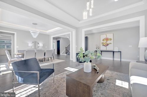 1864 Kirby Rd, Mc Lean VA 22101-5326 exterior