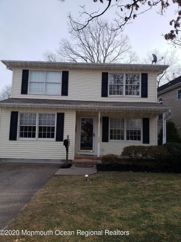 520 Boulton Ave, Point Pleasant Beach, NJ 08742-2813