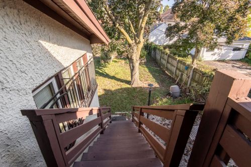 2044 59, Milwaukee WI 53210-1505 exterior