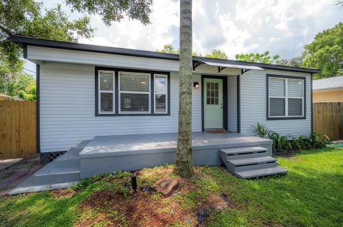 1415 Hanna Ave, Tampa FL  33604-6821 exterior