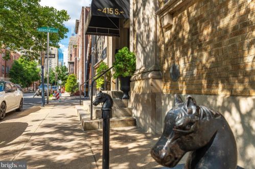 415 19th St, Philadelphia PA  19130-0038 exterior