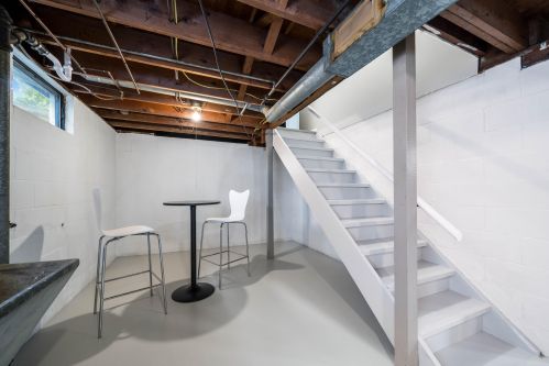 133 Espanola Ave, Kalamazoo MI  49004-1101 exterior