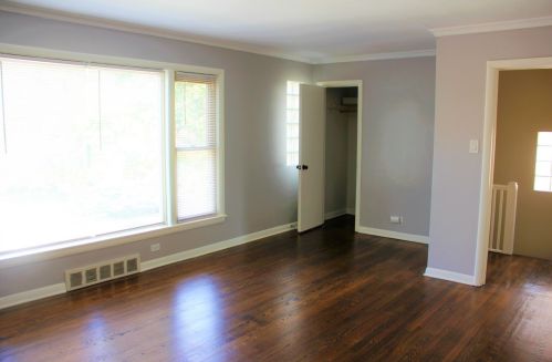 8733 Harper Ave, Chicago IL 60619-4606 exterior